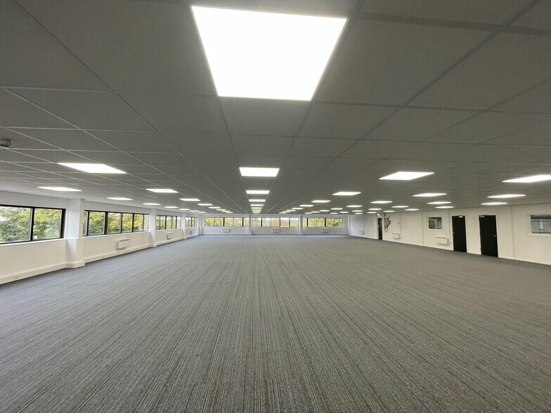 1 Warpsgrove Ln, Chalgrove en alquiler - Foto del edificio - Imagen 3 de 14