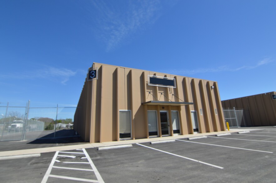 4728 Goldfield, San Antonio, TX en alquiler - Foto del edificio - Imagen 1 de 10