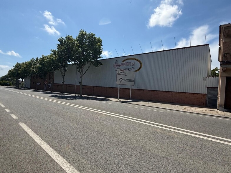 Nave en L'Arboç, Tarragona en venta - Foto del edificio - Imagen 2 de 14