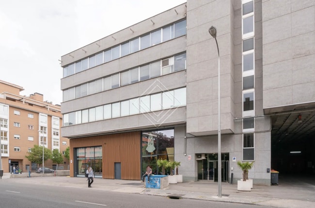 Más detalles de Oficina en alquiler