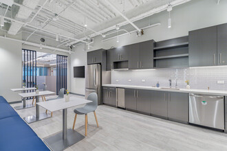 33 N Dearborn St, Chicago, IL en alquiler Foto del interior- Imagen 2 de 7