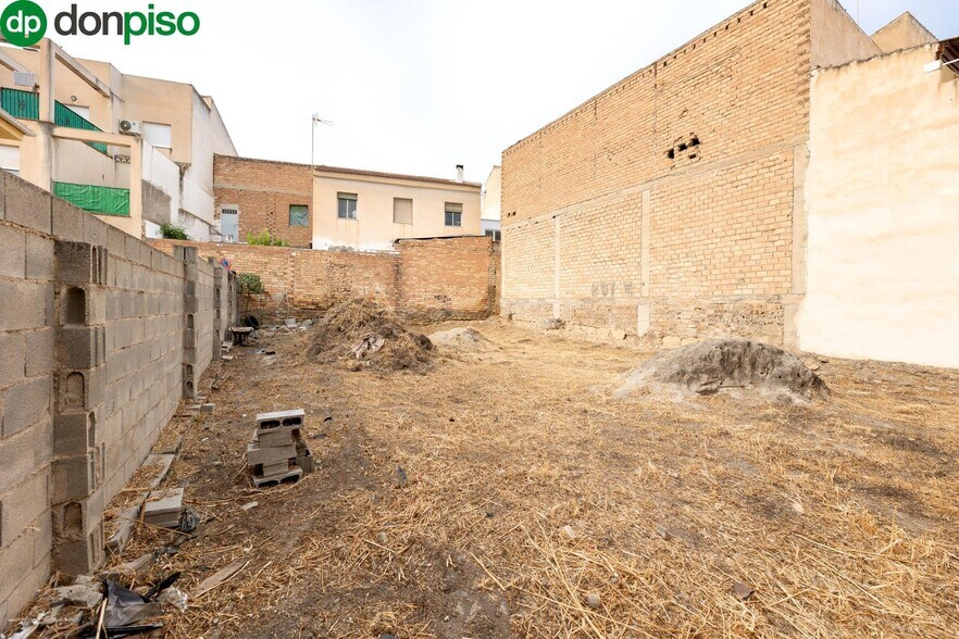 Calle San Lucas, 8-8, Las Gabias, Granada en venta - Foto del edificio - Imagen 2 de 16