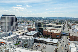 225 W Broadway, Glendale, CA - VISTA AÉREA  vista de mapa