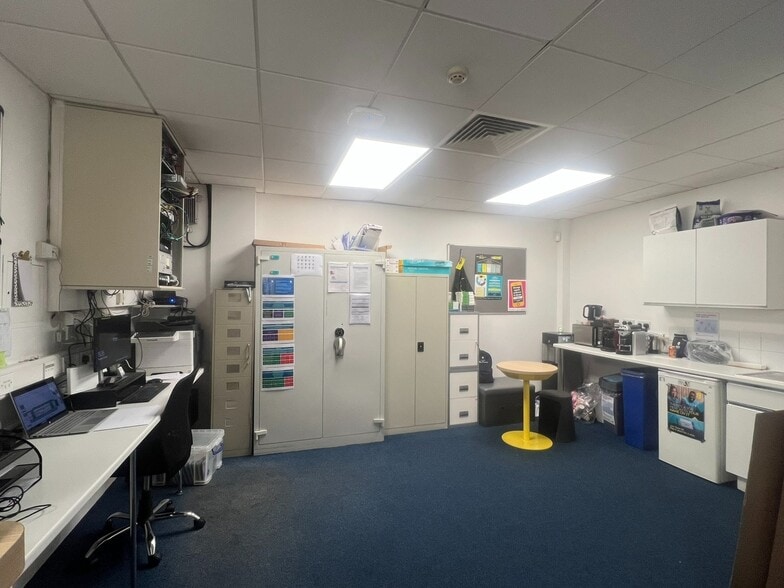 14-22 Effingham St, Rotherham en alquiler - Foto del interior - Imagen 3 de 5