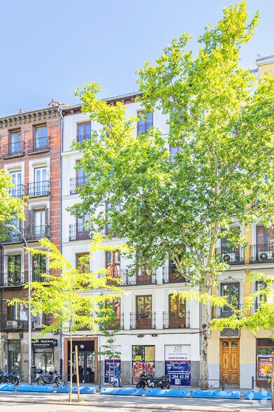 Calle de Carranza, 15, Madrid, Madrid en alquiler - Foto del edificio - Imagen 2 de 2