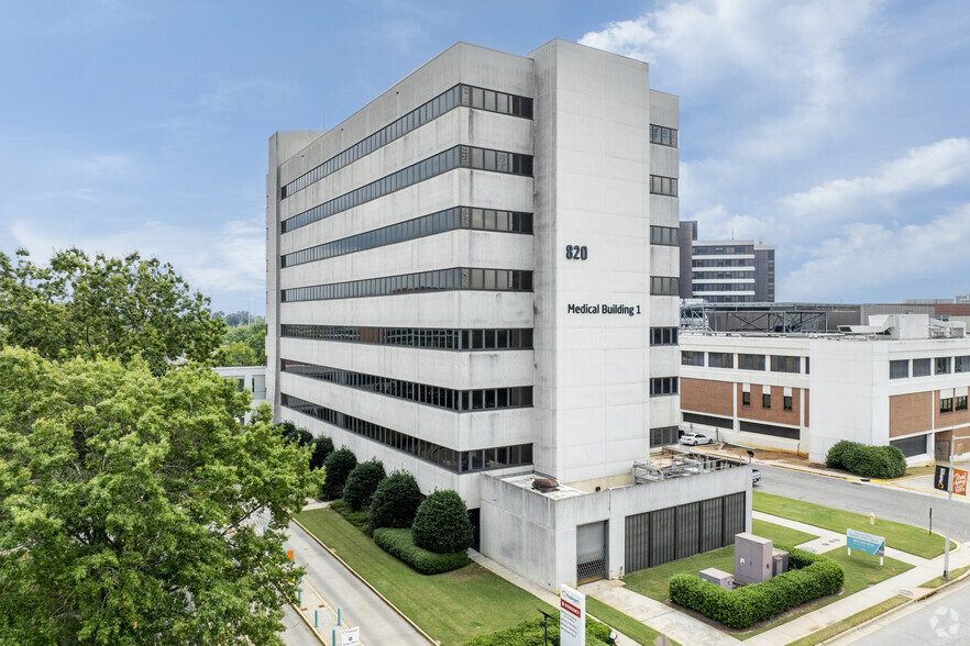 818 St Sebastian Way, Augusta, GA en alquiler - Foto del edificio - Imagen 1 de 22