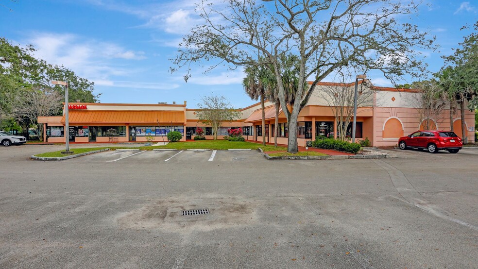 1806-1856 N Pine Island Rd, Plantation, FL en venta - Foto del edificio - Imagen 3 de 8