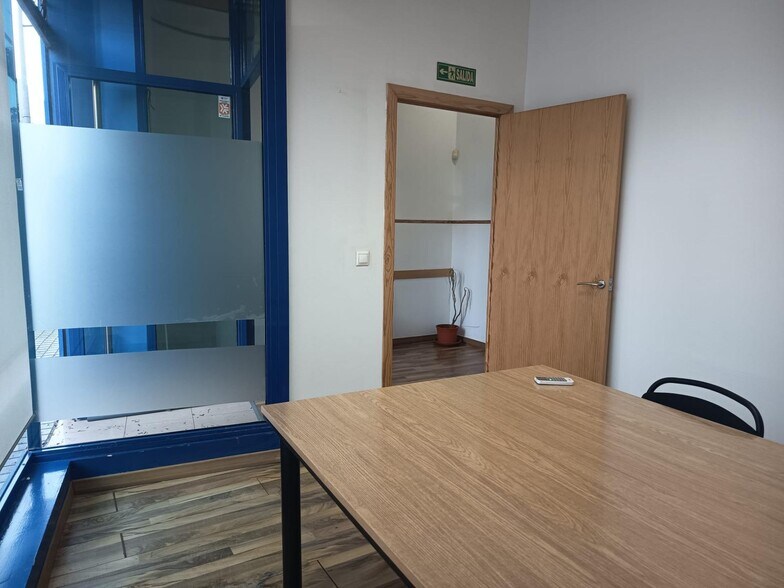 Local en Córdoba, Córdoba en alquiler - Foto del interior - Imagen 3 de 18