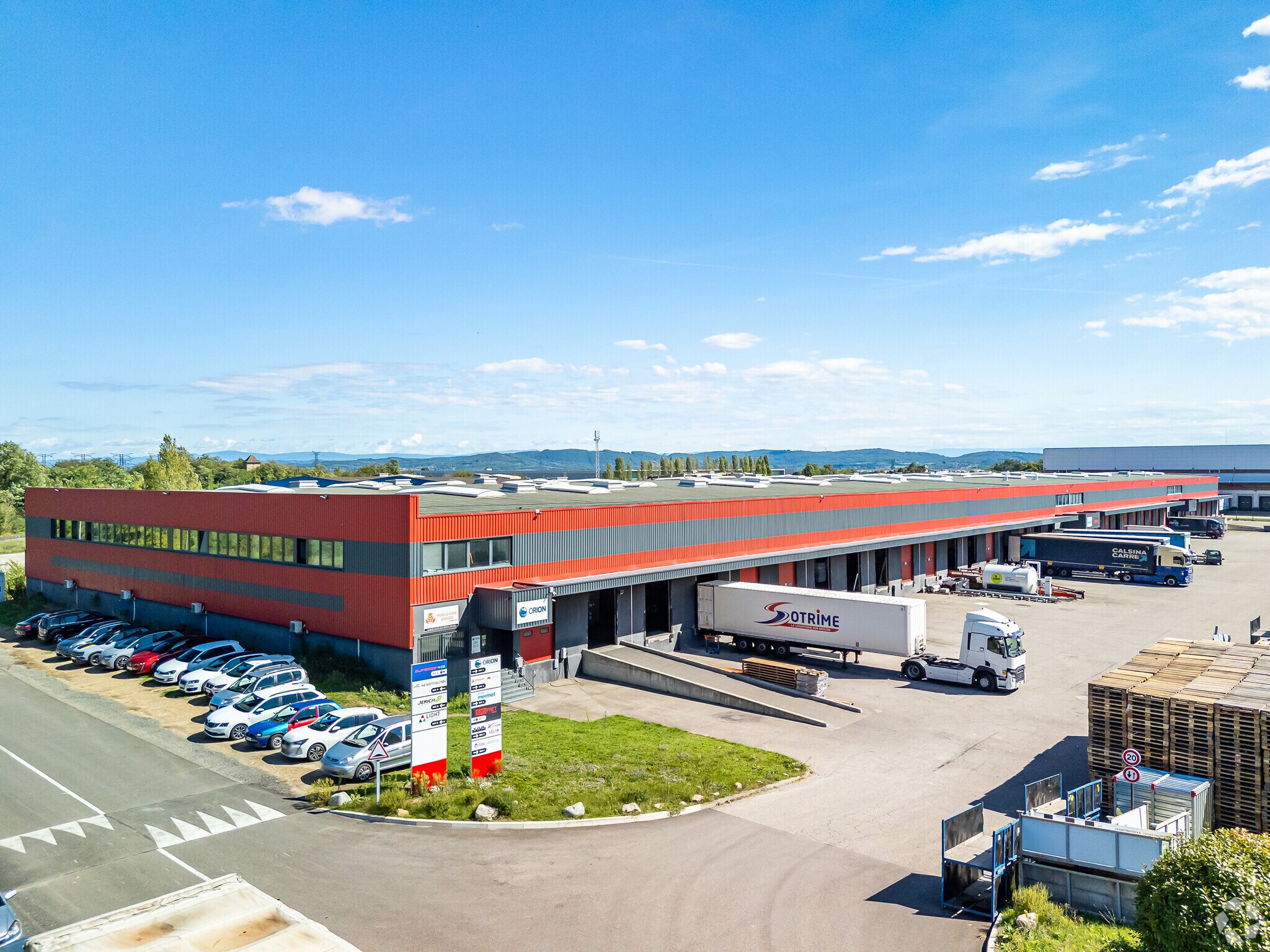 25 Rue Du Mollaret, Saint-Quentin-Fallavier en venta Foto del edificio- Imagen 1 de 4