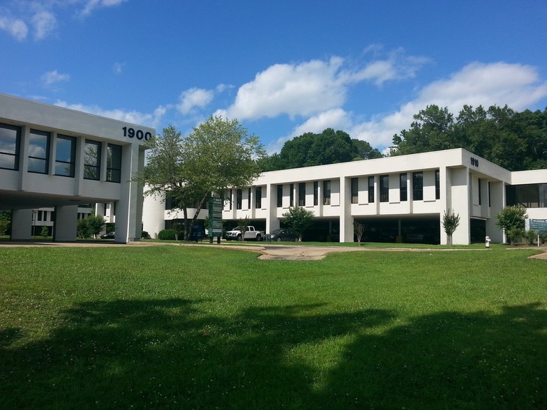 1910 Lakeland Dr, Jackson, MS en alquiler - Foto del edificio - Imagen 3 de 14