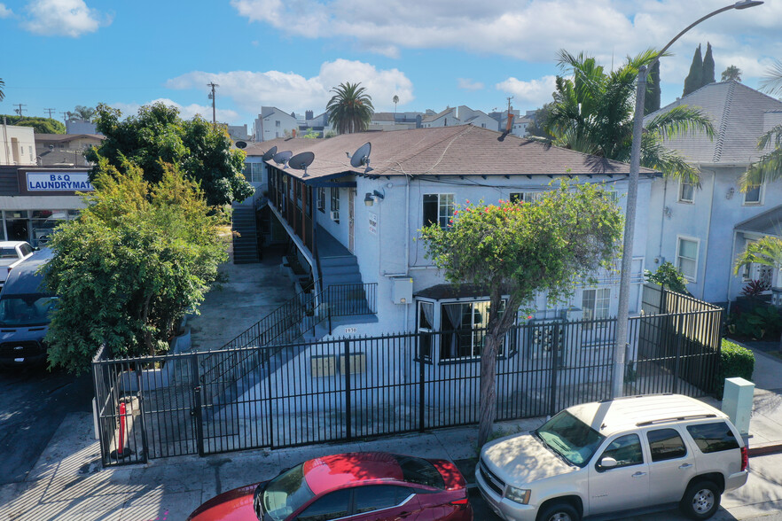 1930 E 7th St, Long Beach, CA en venta - Foto del edificio - Imagen 2 de 12