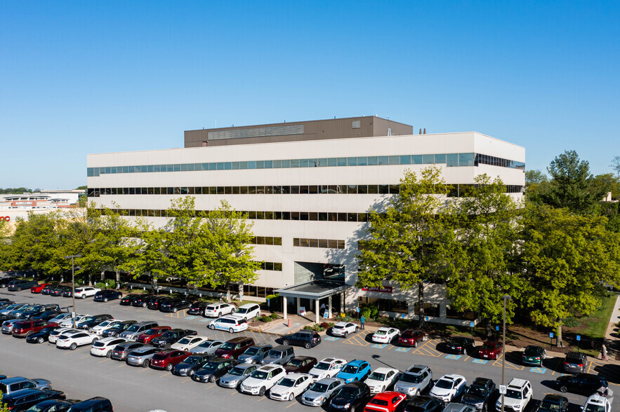 2000 Oxford Dr, Bethel Park, PA en alquiler - Foto del edificio - Imagen 1 de 5