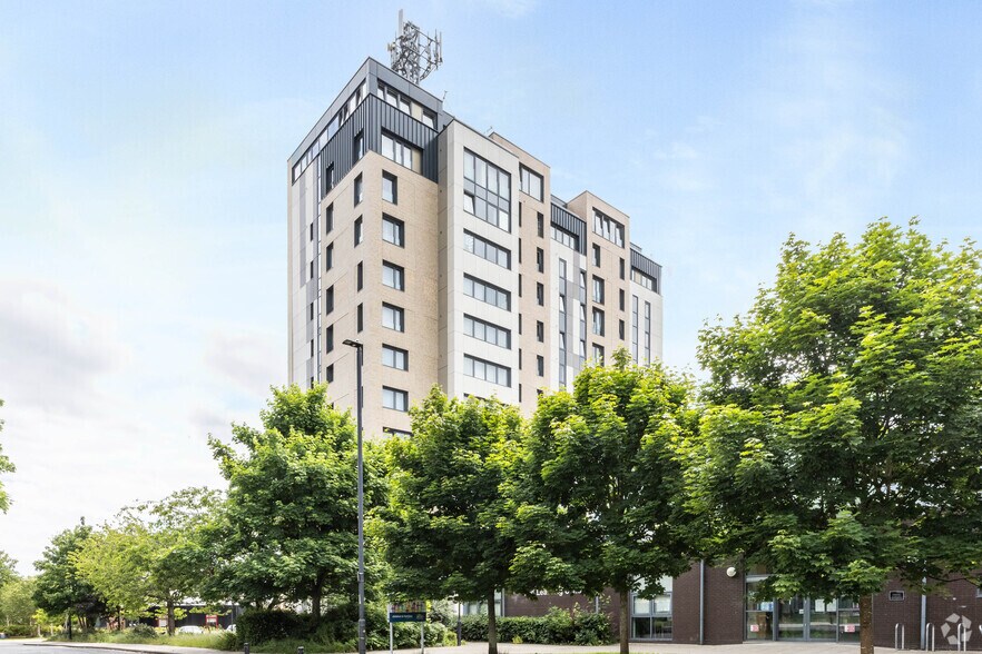 Regent Farm Rd, Gosforth en venta - Foto del edificio - Imagen 2 de 2
