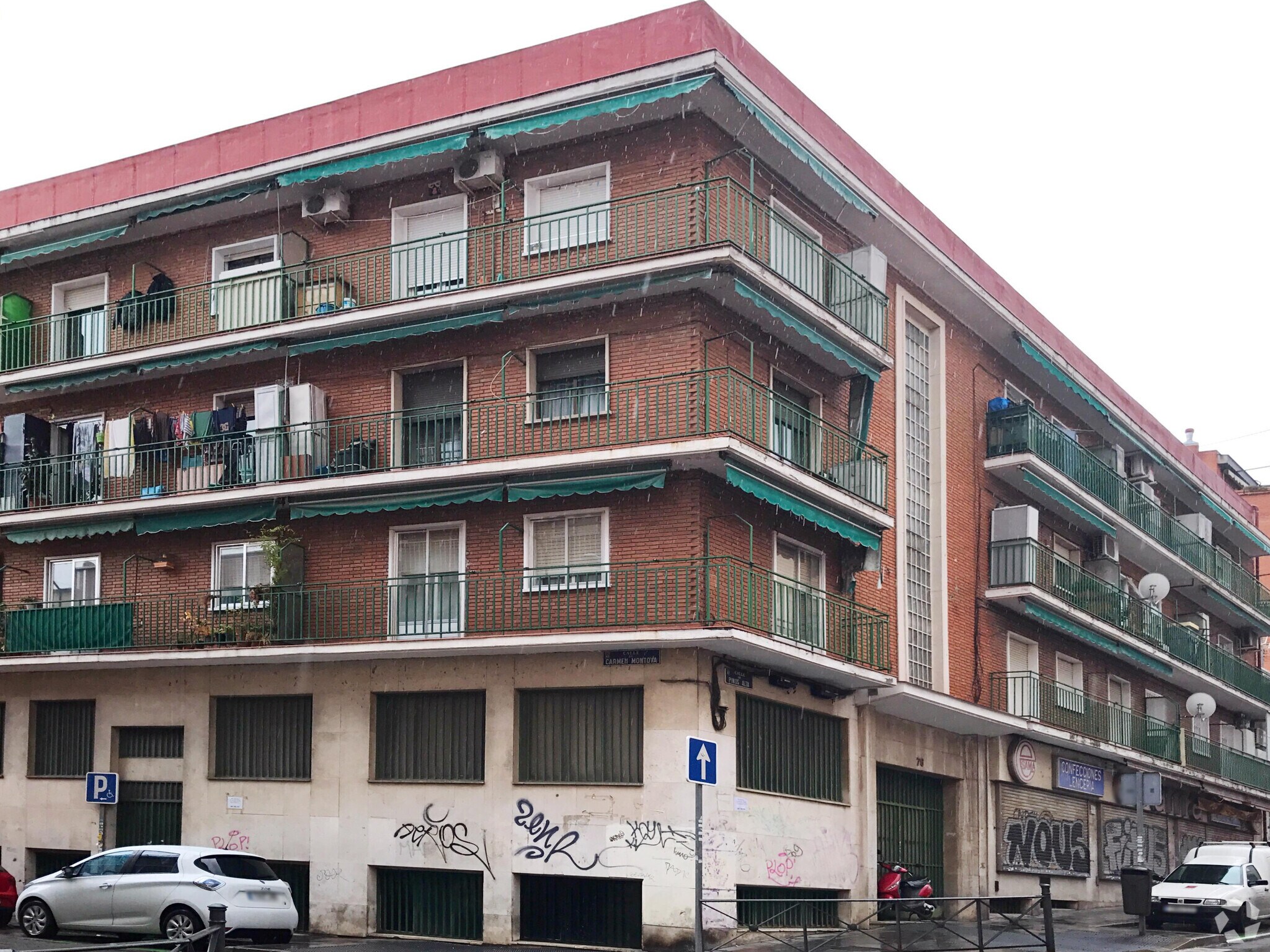 Calle de Pinos Alta, 76, Madrid, Madrid en venta Foto principal- Imagen 1 de 1