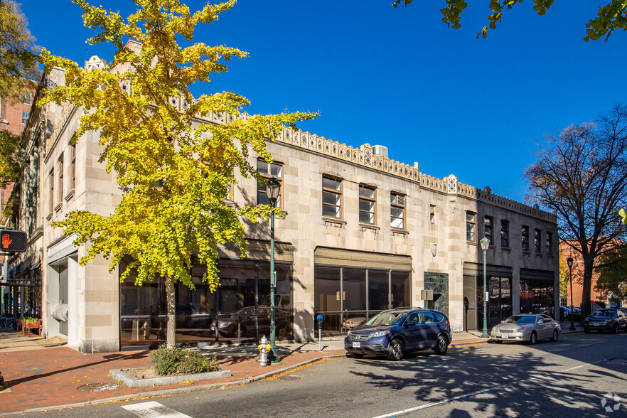 424 E Grace St, Richmond, VA en alquiler - Foto del edificio - Imagen 3 de 145