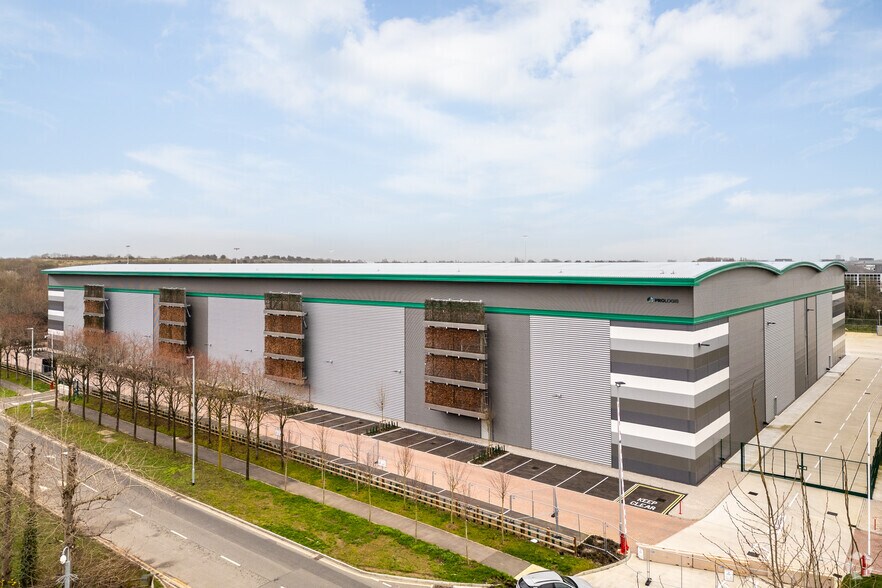 Iron Bridge Rd, Uxbridge en alquiler - Foto del edificio - Imagen 3 de 4