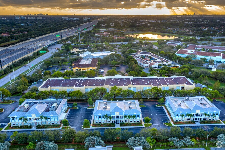 10234 W State Road 84, Davie, FL en alquiler - Foto del edificio - Imagen 3 de 4