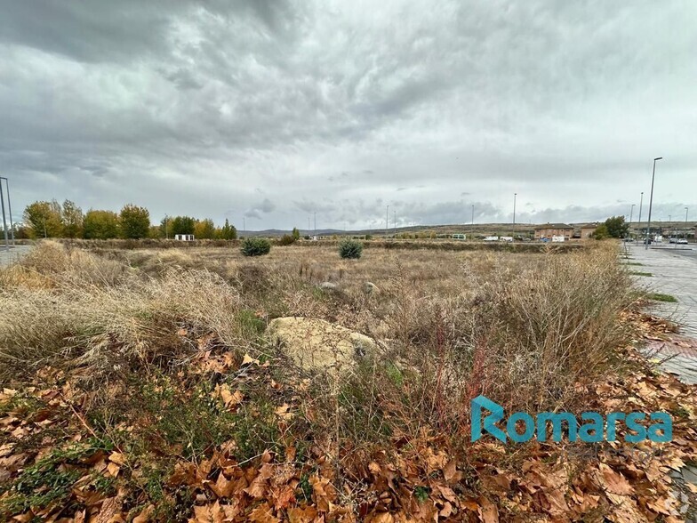 Terrenos en Ávila, AVI en venta - Foto principal - Imagen 1 de 4