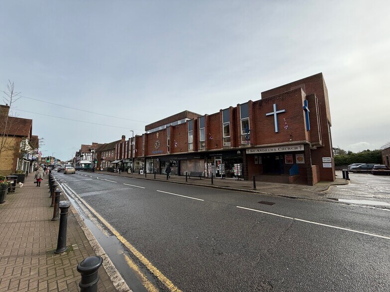 12-15 Packhorse Rd, Gerrards Cross en alquiler - Foto del edificio - Imagen 2 de 6