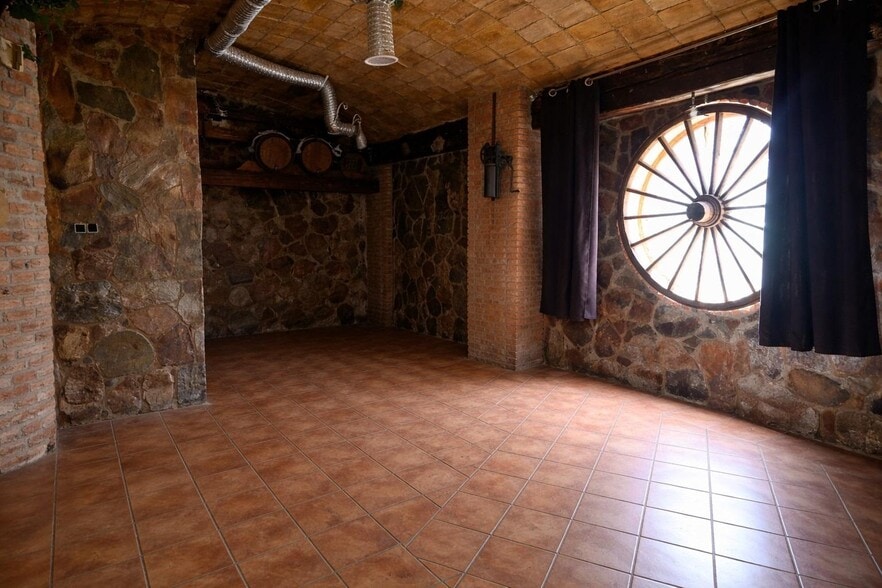 Edificio residencial en Terrassa, Barcelona en venta - Foto del edificio - Imagen 3 de 4