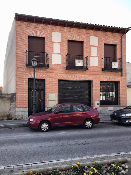 Paseo Alparrache, 6, Navalcarnero, Madrid en alquiler - Foto del edificio - Imagen 1 de 2