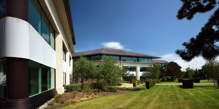 1410 Waterside Dr, Reading en alquiler Foto del edificio- Imagen 2 de 2