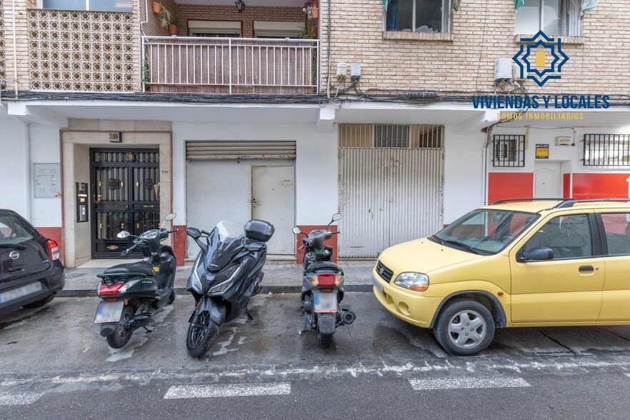 Calle Asturias, 29, Granada, Granada en venta - Foto del edificio - Imagen 2 de 6