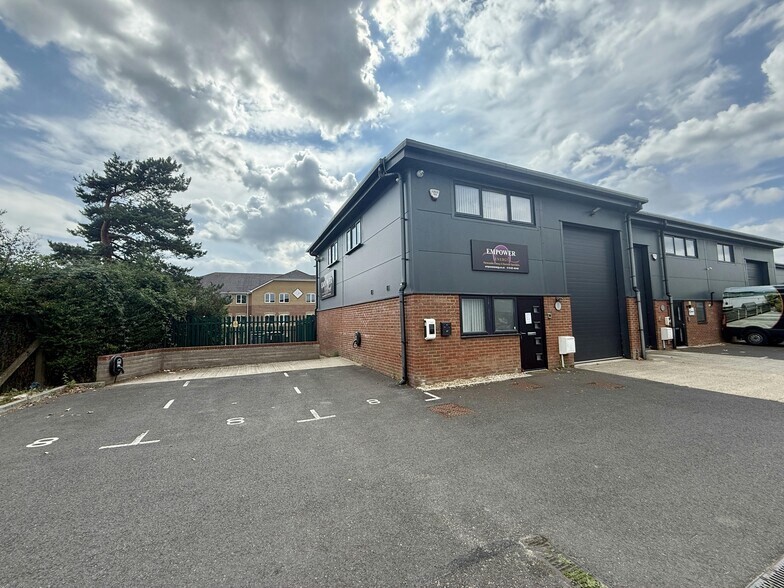 165 Christchurch Rd, Ringwood en alquiler - Foto del edificio - Imagen 3 de 11