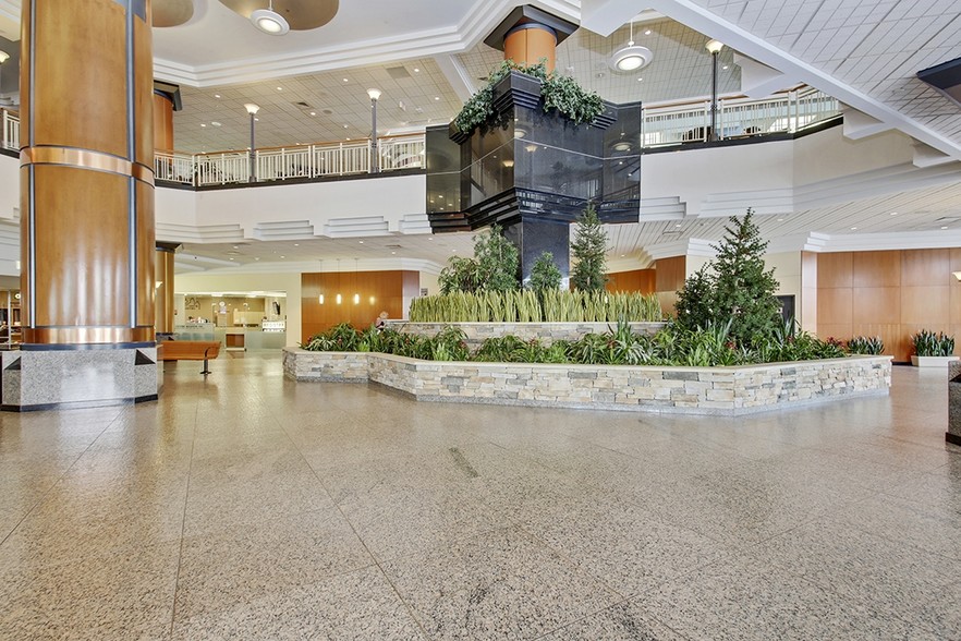 401 9th Ave SW, Calgary, AB en alquiler - Foto del interior - Imagen 3 de 20