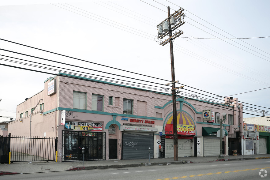 3060-3066 W Pico Blvd, Los Angeles, CA en alquiler - Foto del edificio - Imagen 3 de 16