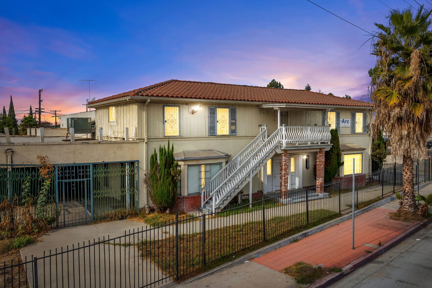 1011 N Willowbrook Ave, Compton, CA en venta - Foto del edificio - Imagen 2 de 31