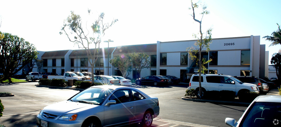 20695 S Western Ave, Torrance, CA en alquiler - Foto del edificio - Imagen 3 de 7