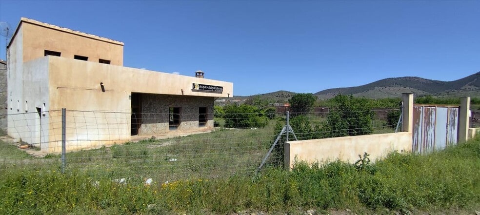 Local en Dólar en venta - Foto del edificio - Imagen 3 de 20