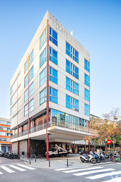 Oficinas en Barcelona, Barcelona en alquiler - Foto del edificio - Imagen 2 de 4