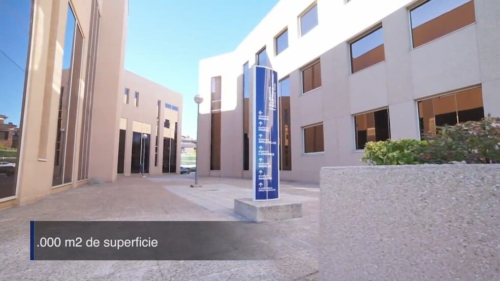 Calle Rozabella, 6, Las Rozas de Madrid, Madrid en alquiler - Vídeo de anuncio comercial - Imagen 3 de 30