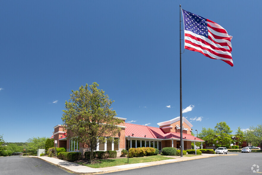 14050 Thunderbolt Pl, Dulles, VA en alquiler - Foto del edificio - Imagen 1 de 2