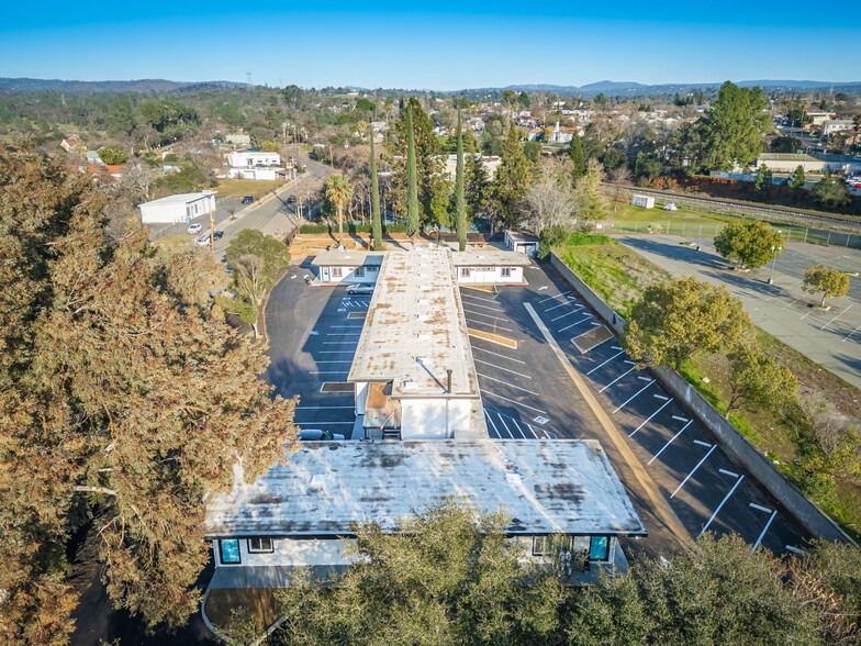 2255 Bird St, Oroville, CA en venta - Foto del edificio - Imagen 3 de 39