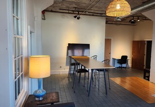 81 Broadway St, Asheville, NC en alquiler Foto del interior- Imagen 1 de 13