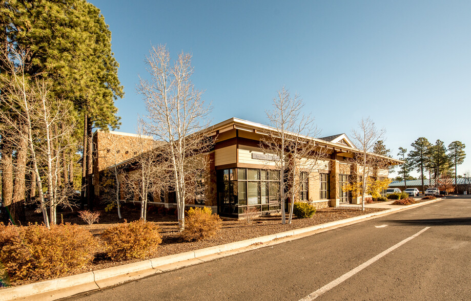 1750 S Woodlands Village Blvd, Flagstaff, AZ en alquiler - Foto del edificio - Imagen 2 de 12