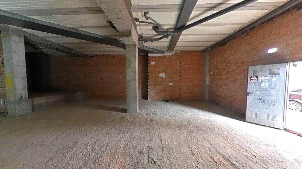 Local en Logroño en venta - Foto del edificio - Imagen 2 de 13