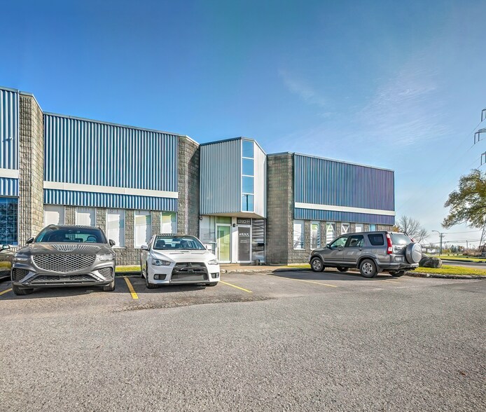 1390 Rue Newton, Boucherville, QC en alquiler - Foto del edificio - Imagen 1 de 20