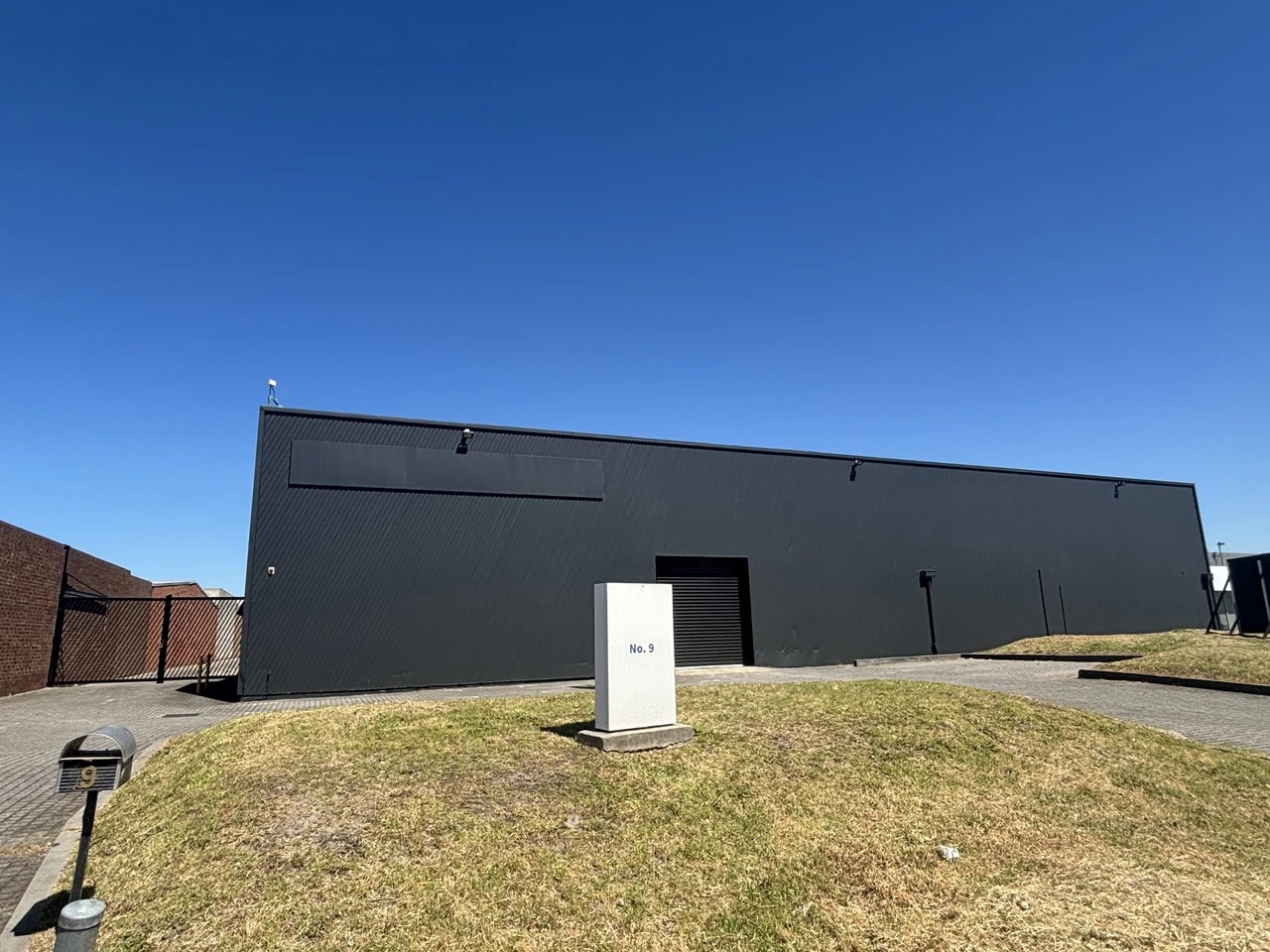 9-11 De Havilland Rd, Mordialloc en alquiler Foto principal- Imagen 1 de 15