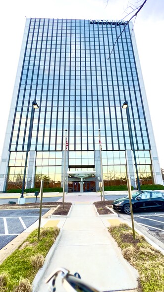 7500 Greenway Center Dr, Greenbelt, MD en alquiler - Foto del edificio - Imagen 1 de 40