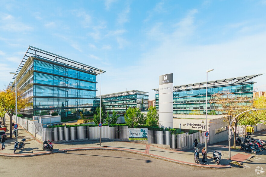 Calle Quintanavides, 17, Madrid, Madrid en alquiler - Foto del edificio - Imagen 1 de 18
