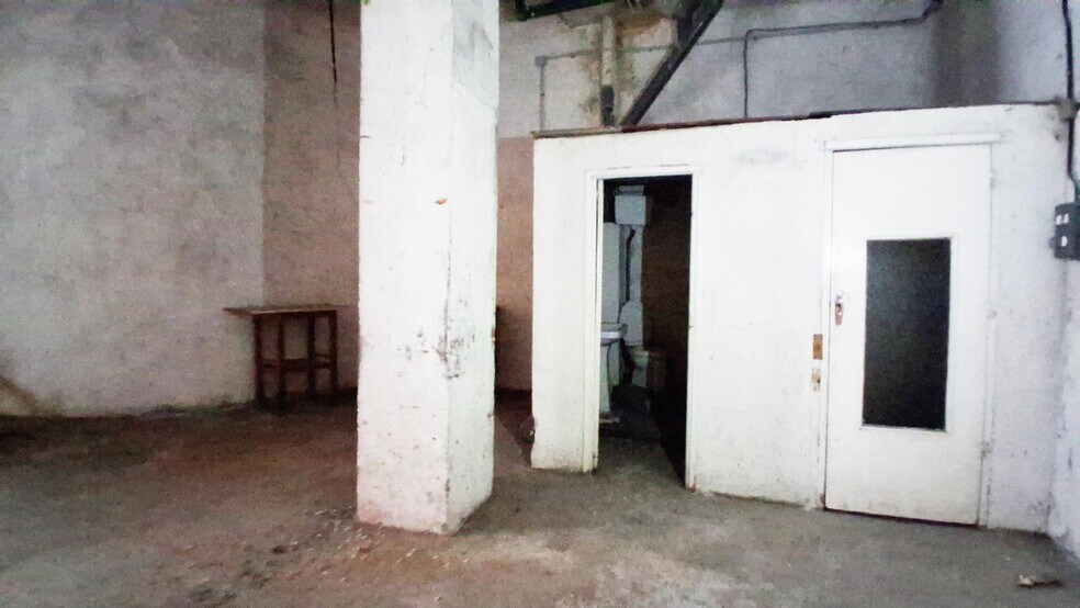 Local en Salamanca en venta - Foto del edificio - Imagen 3 de 16