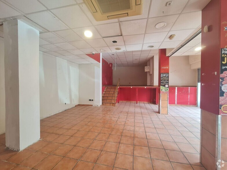 Edificio residencial en San Fernando de Henares, Madrid en venta - Foto del interior - Imagen 1 de 1