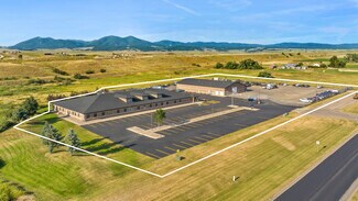 Más detalles de 920 NE Main St, Lewistown, MT - Oficina en venta