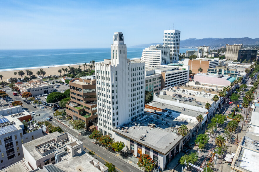 225 Santa Monica Blvd, Santa Monica, CA en venta - Foto del edificio - Imagen 2 de 8