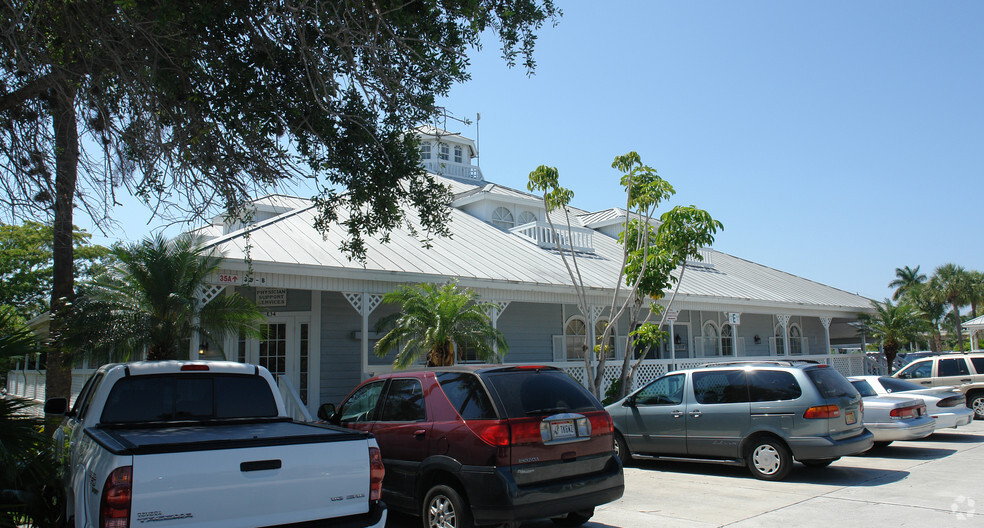 1342 Colonial Blvd, Fort Myers, FL en venta - Foto del edificio - Imagen 2 de 4