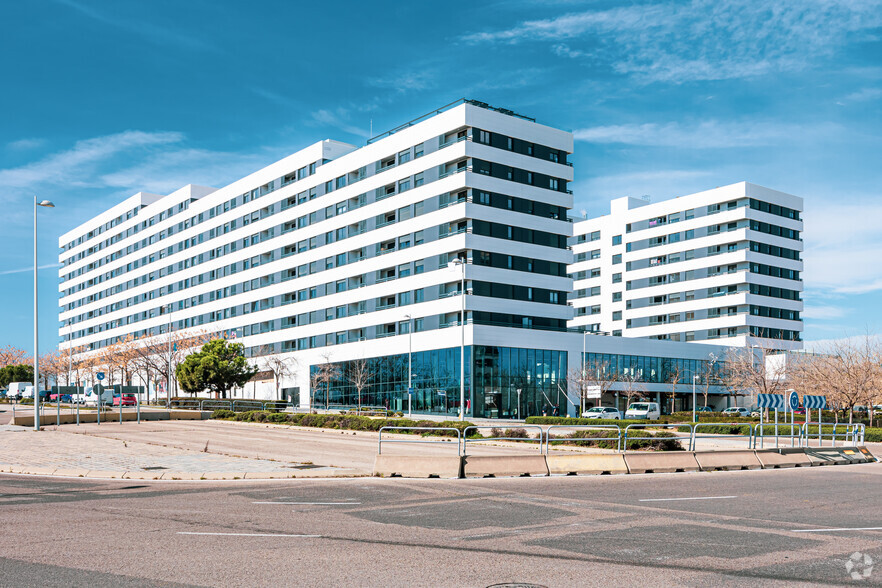 Avenida José Antonio Corrales, 6, Madrid, Madrid en alquiler - Foto del edificio - Imagen 3 de 3